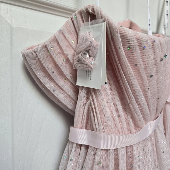 Ball Gown Women Dress - Picture 6 of 9